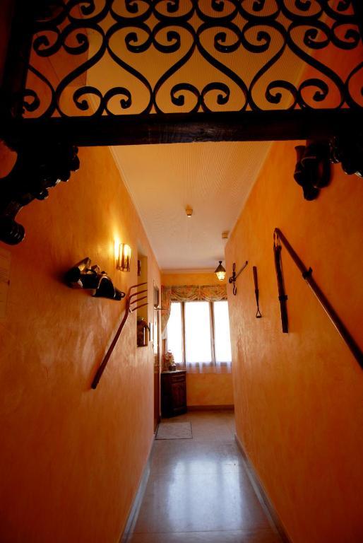 Montmélian Hotel George חדר תמונה