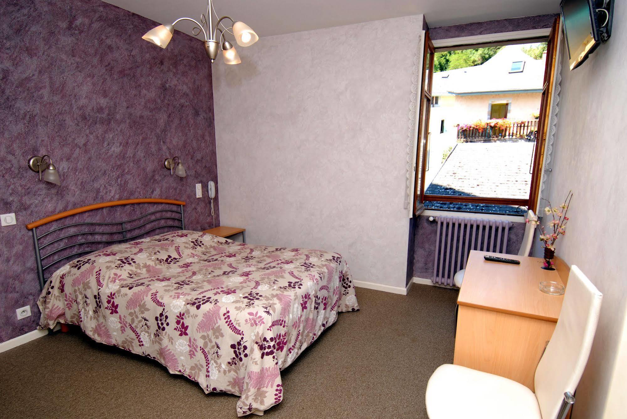 Montmélian Hotel George מראה חיצוני תמונה